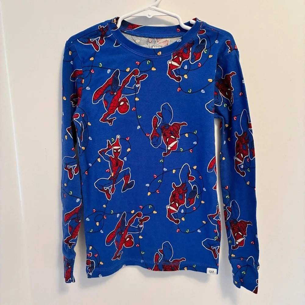 Gap Kids Marvel Organically Grown Cotton Santa Hat Spider-Man PJ Set Size 10